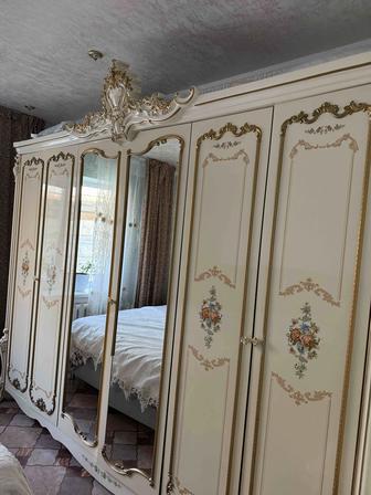 Продам 6 дверный шкаф