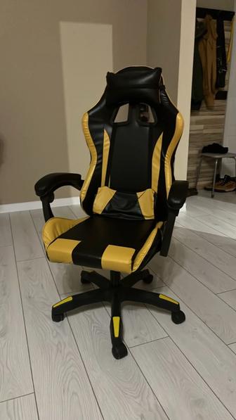 Компьютерное кресло