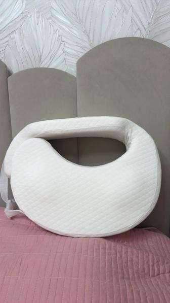 Подушка для кормления