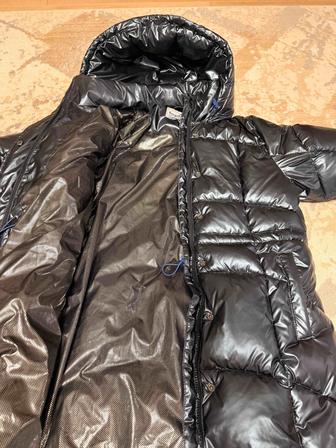 Продам детскую куртку