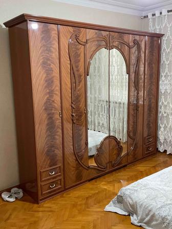 Продам спальный гарнитур