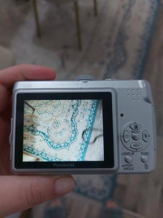 Продам фотоаппарат Lumix 6x