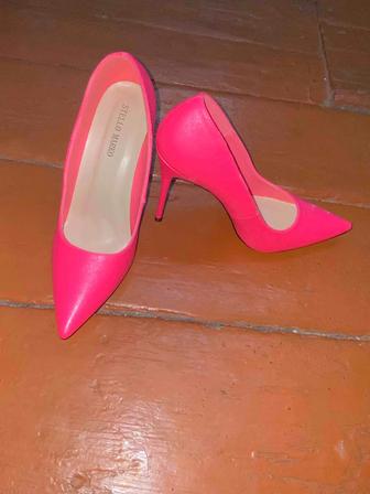 Продам каблуки женские