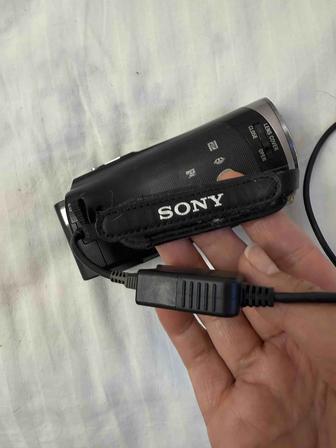 Продам видеокамеру Sony