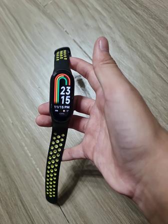 Продам xiaomi smart band 8