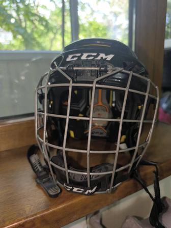 Шлем хоккейный CCM