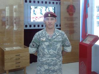 Военнослужащий