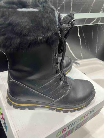 Зимние ботинки на девочку