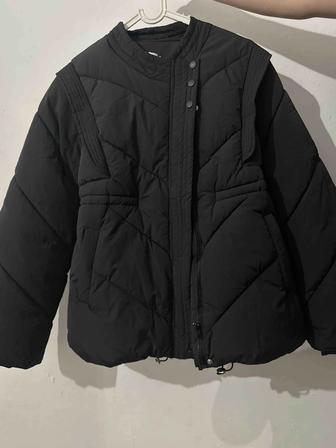 продам зимнюю женскую куртку