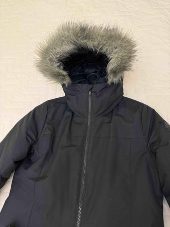 Продам куртку зима adidas M рр.20000