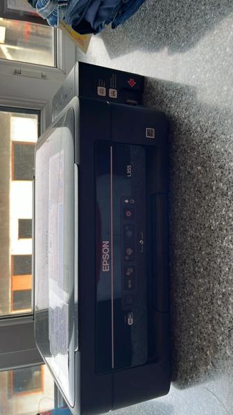 Продаю цветной принтер Epson L355 на запчасти