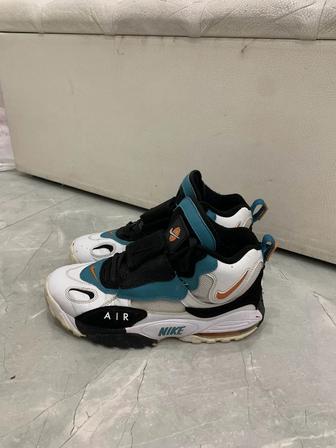 Nike Air Max Speed Turf