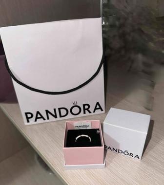 Продам кольцо -Pandora-