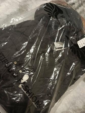 Продам куртку