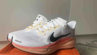 Кроссовки Nike