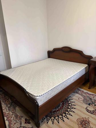 Продам фабричный спальный гарнитур