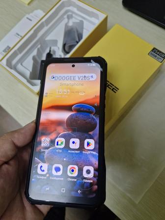 Продам НОВЫЙ мощный телефон DOOGEE V20s, 256 gb, в коробке