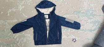 Продам ветровку для мальчиков