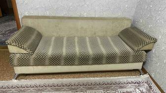 Продам диван в хорошем состоянии