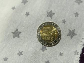 Продам коллекционные монеты номиналом 100 и 200 тг