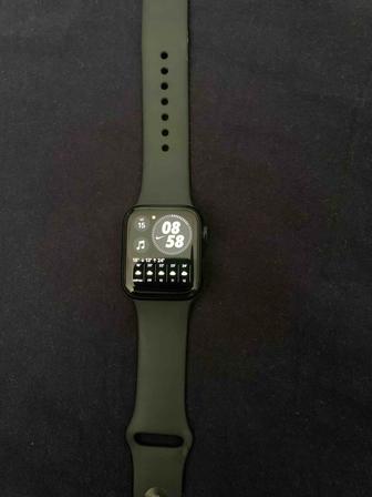 Продам Apple Watch SE 2023