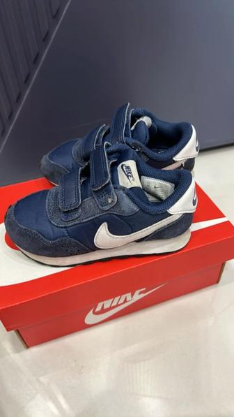 Кроссовки детские nike
