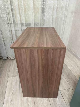 Стол письменный