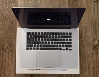 MacBook Air 15 M4 16/256 2 цикла