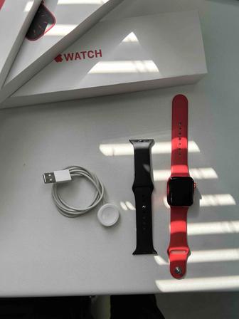 Смарт-часы Apple Watch  6 40mm Red Aluminium Red Band