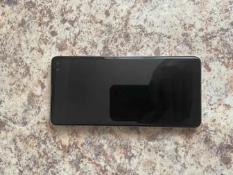 Продам телефон самсунг s10