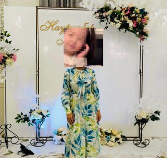 Платья