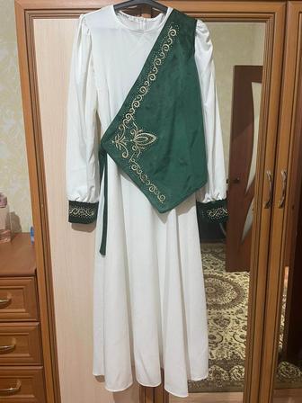 Женское платье