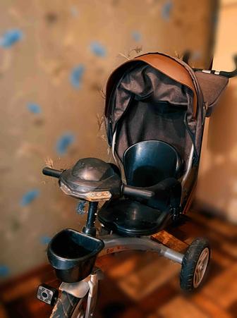 Продам вело-коляску