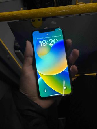 Продам IPhone X