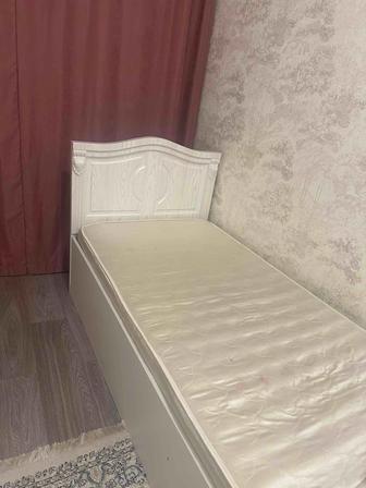 Односпальная кровать