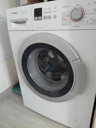 Продам на запчасти стиральную машину