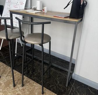 Продается высокий стол со стульями