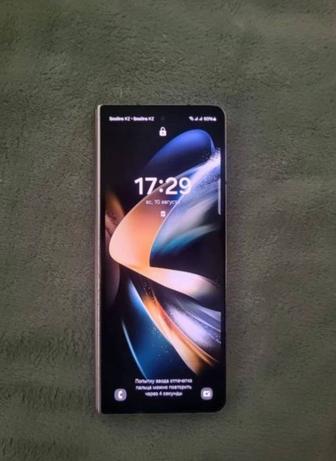 Продам телефон Z Fold 4