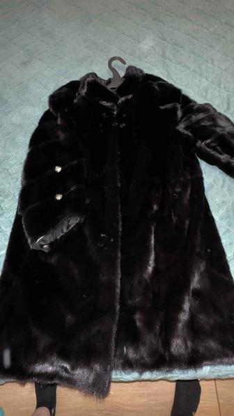Продам норковую шубу 48-50 р