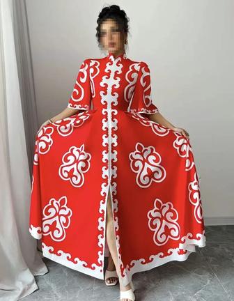 Элегантное красное платье