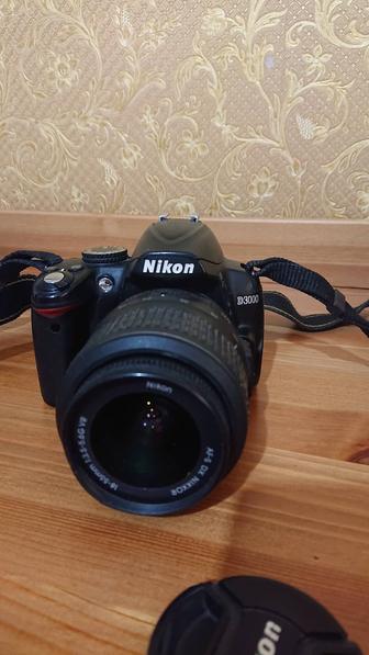 Nikon D3000