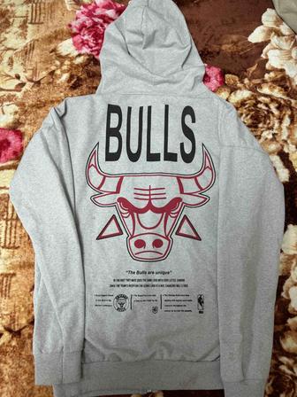 Толстовка bulls M L