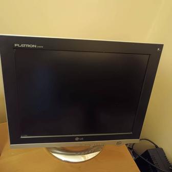 Монитор для компьютера б/у