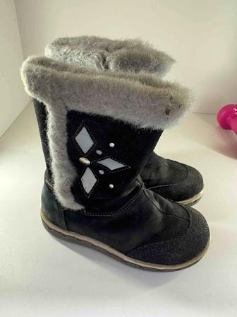 Зимние детские сапоги