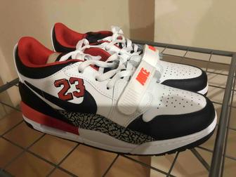 Продается кроссовки air jordan legacy 312