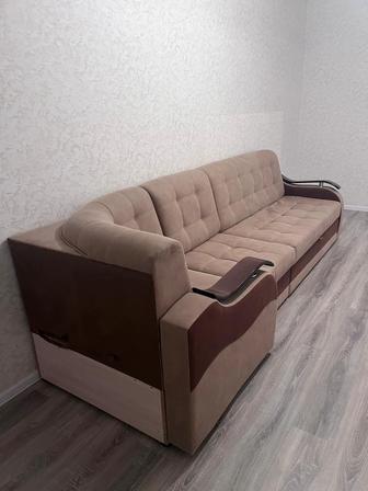 Продам диван в хорошем состоянии