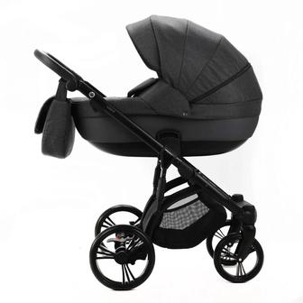 Продам детскую коляску Adamex 3в1