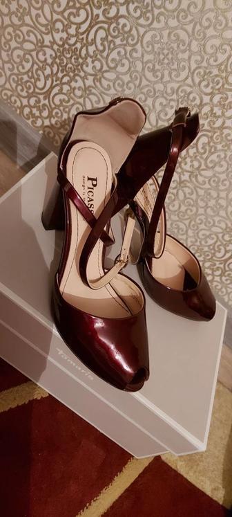 Туфли , босоножки