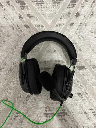 Продам наушники новые