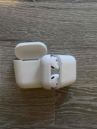 Продам AirPods 2 реплика